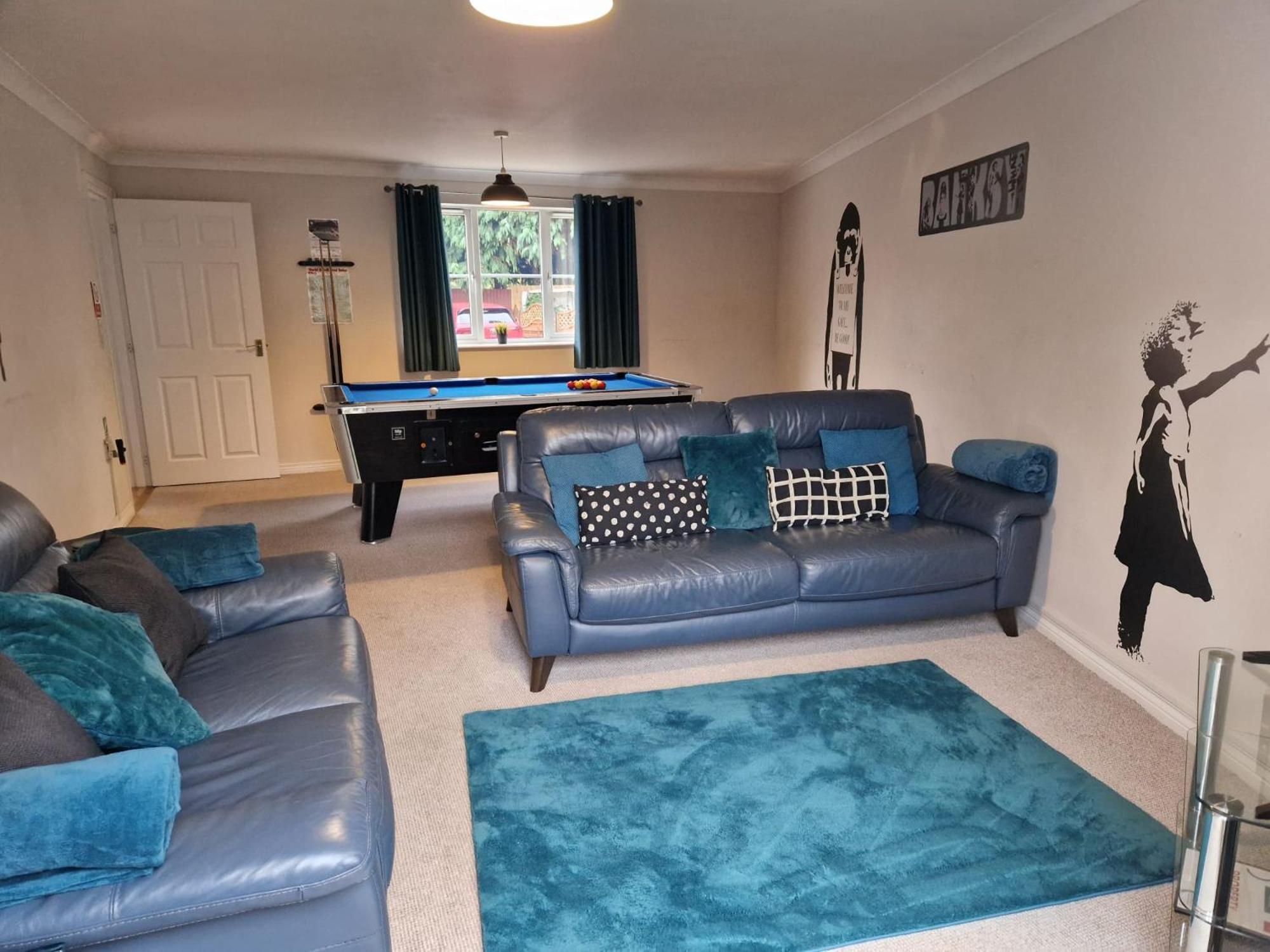 Hereford - Finch House - Modern 4 Bedroom House Located In South Hereford, Dog Friendly With Nearby Countryside, Pool Table, Sleeps Up To 10 Guests - Hosted By Rentmyhouse Екстер'єр фото