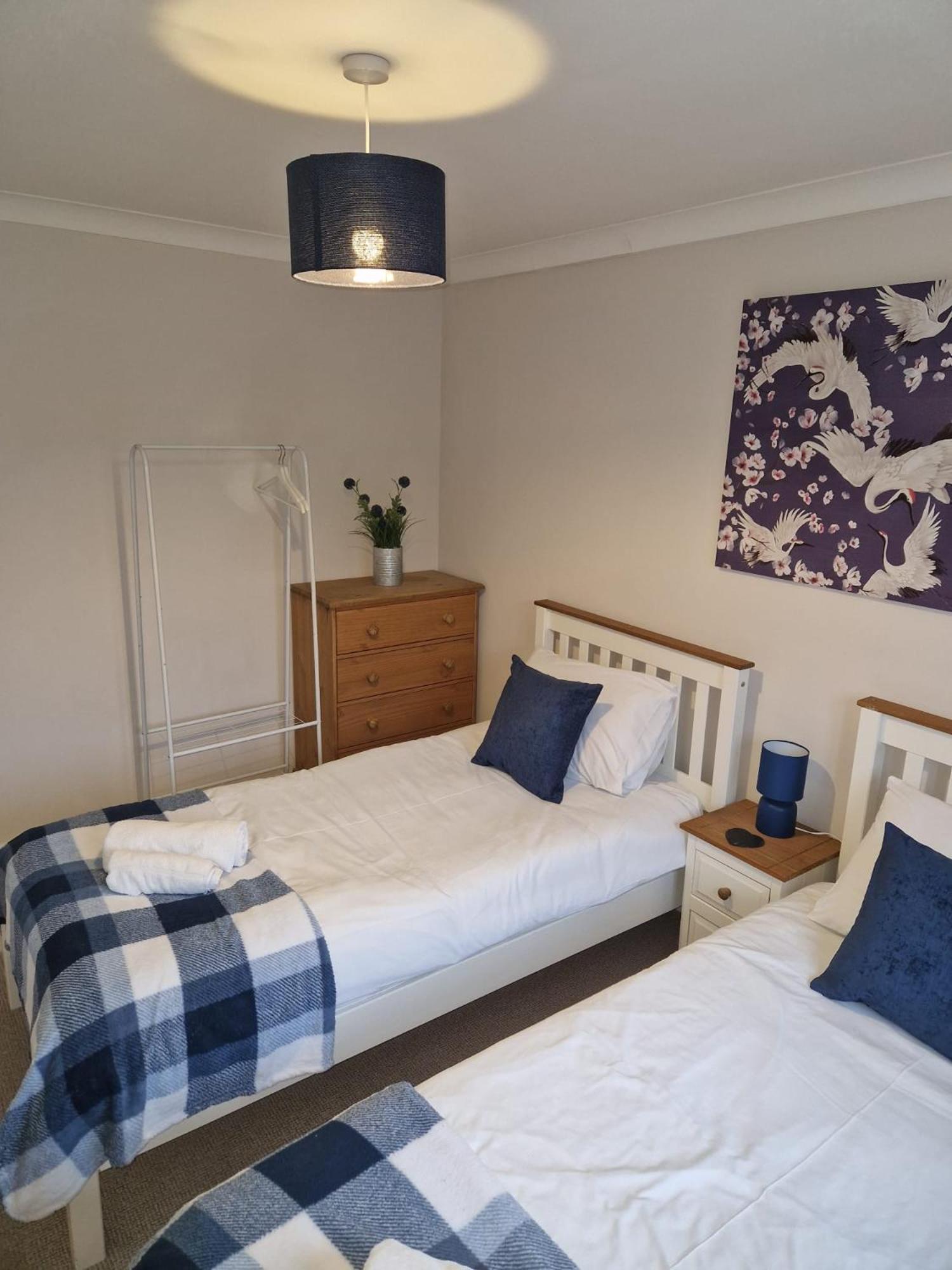 Hereford - Finch House - Modern 4 Bedroom House Located In South Hereford, Dog Friendly With Nearby Countryside, Pool Table, Sleeps Up To 10 Guests - Hosted By Rentmyhouse Екстер'єр фото